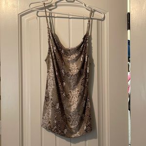 Snake skin tank